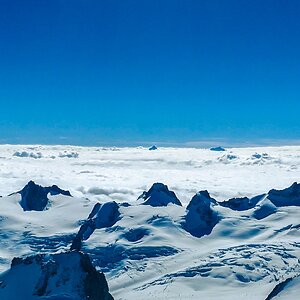 top-of-mont-blanc---france_52967338185_o.jpg